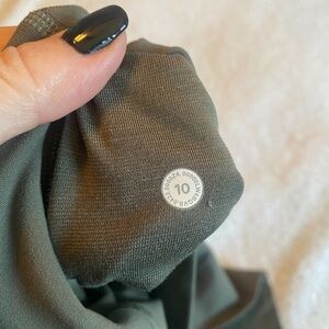 Authentic Lululemon high rise Align. Olive green. Worn once
